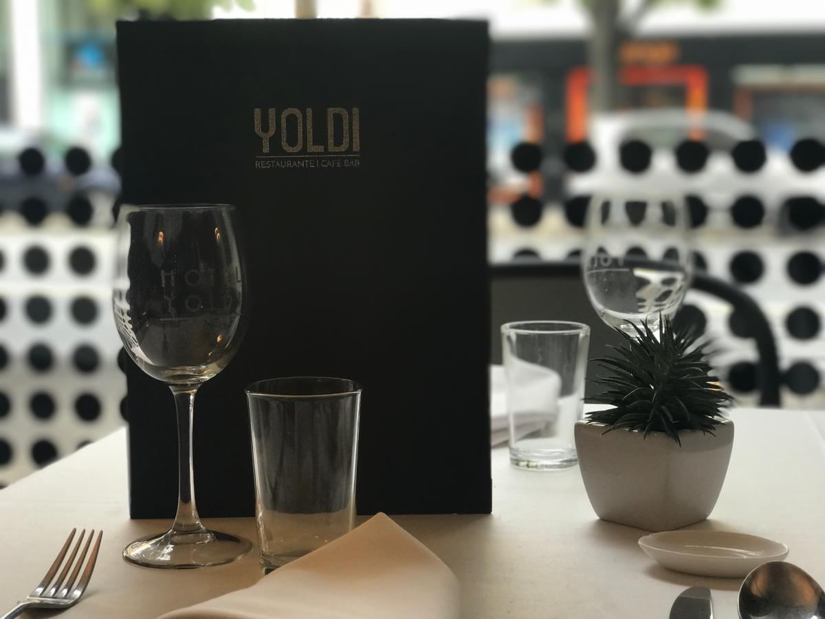 Hotel Yoldi Pamplona Exterior photo