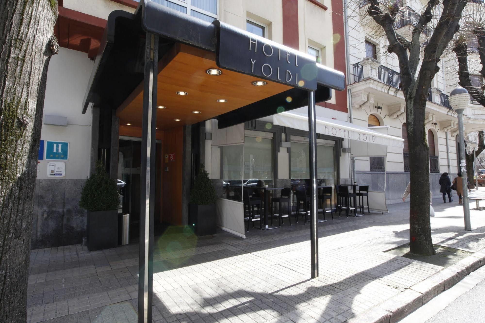 Hotel Yoldi Pamplona Exterior photo